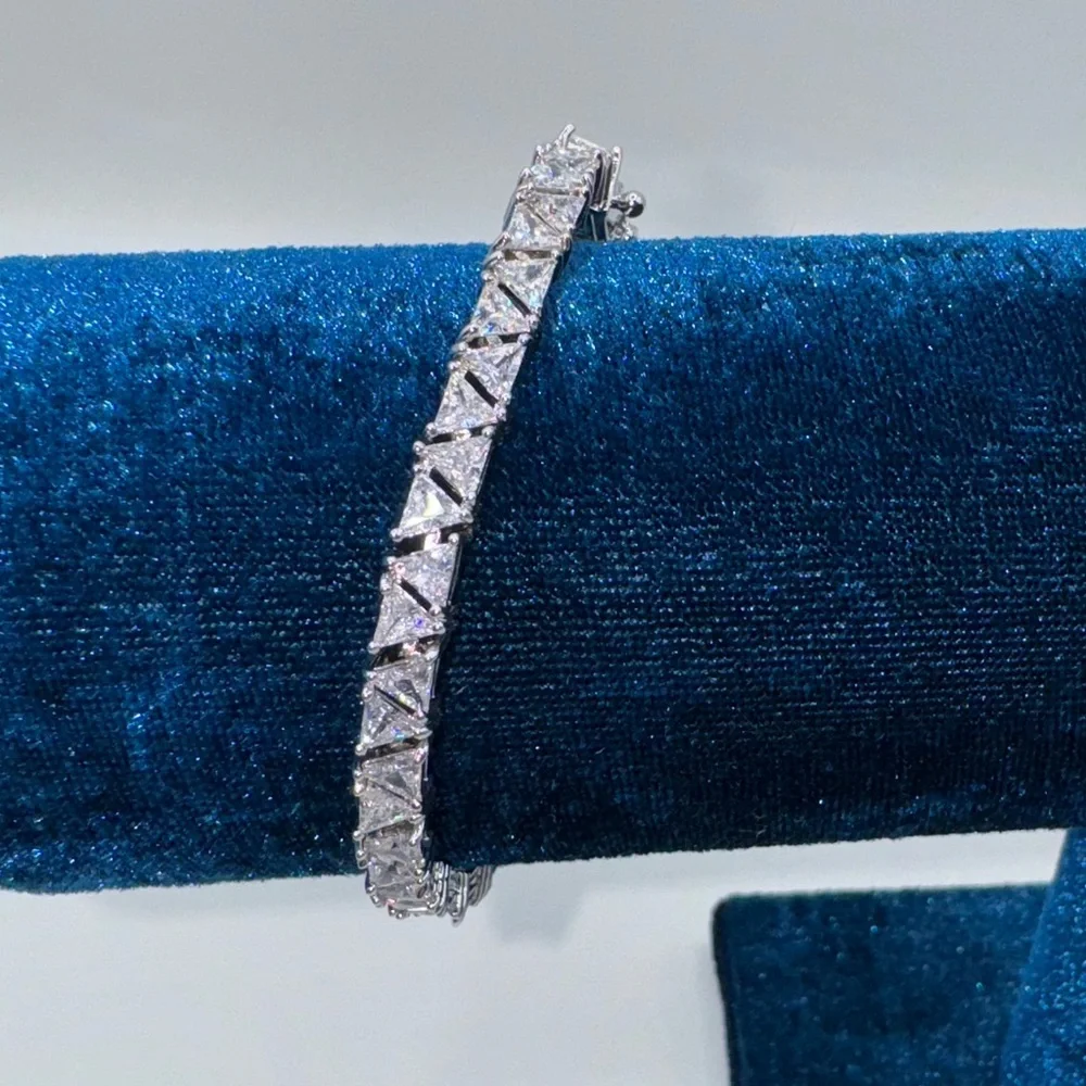 18k 13ct Trillion Tennis Bracelet - Picture 11 of 14